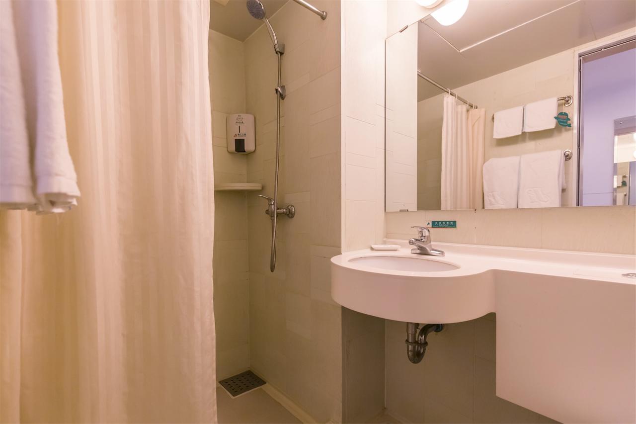 Jinjiang Inn Shanghai International Tourism Area Xiupu Road Екстер'єр фото